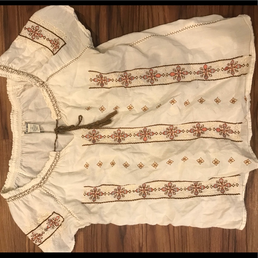 Lucky brand off the shoulder shirt